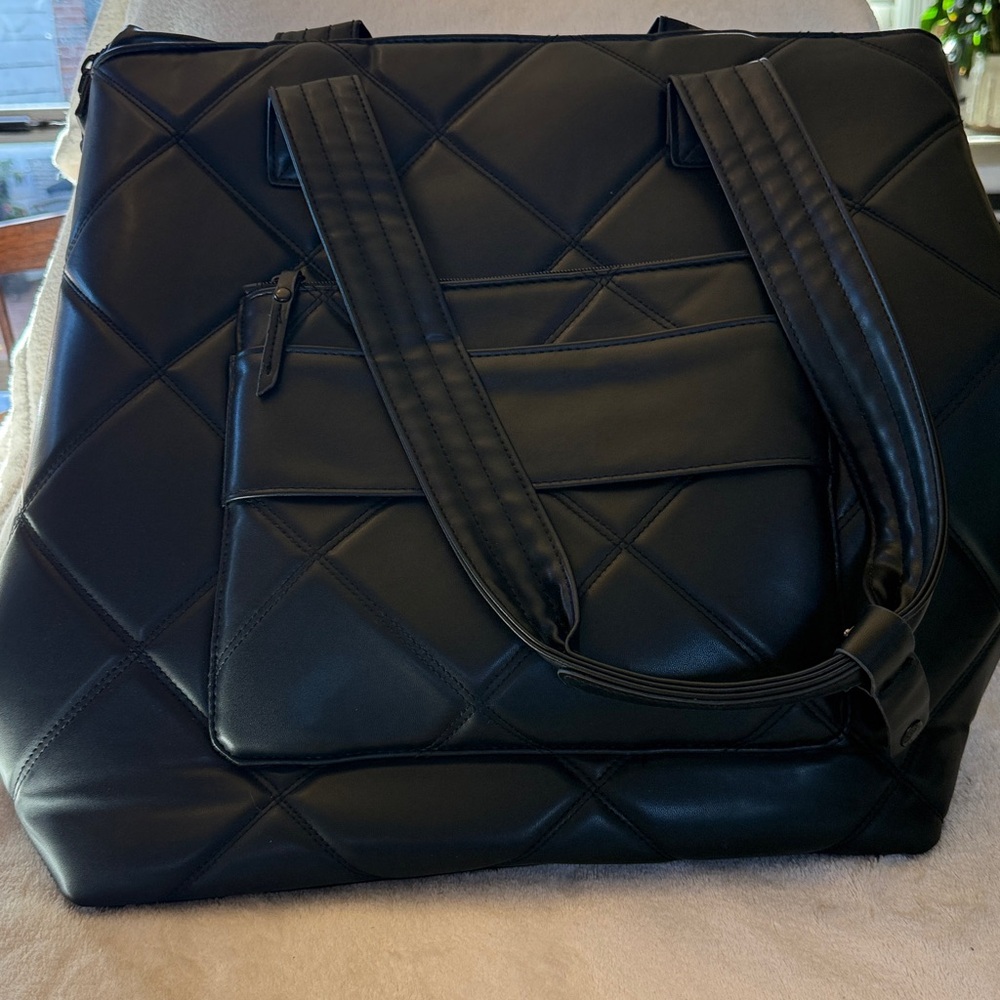 Max Studio Black Quilted Tote Bag 18 inch Lamby - Picture 1 of 12